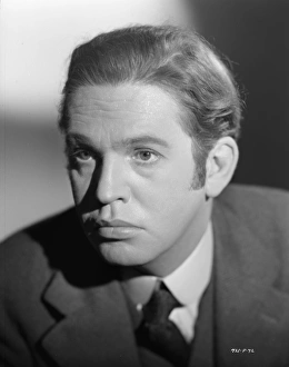 <b class=qtipBold><figcaption>Kind Hearts And Coronets</figcaption></b><br><br><em>© Copyright © Studiocanal Films Ltd</em> Kind Hearts And Coronets