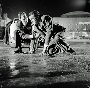 <b class=qtipBold><figcaption>log1956 bw neg 015 edit</figcaption></b><br><em>© Copyright Studiocanal Films Ltd</em> log1956 bw neg 015 edit