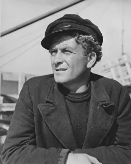 <b class=qtipBold><figcaption>mag1954 bw pri por 020</figcaption></b><br><em>© Copyright Studiocanal Films Ltd</em> mag1954 bw pri por 020