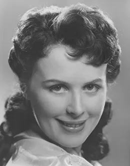 <b class=qtipBold><figcaption>mag1954 bw pri por 035</figcaption></b><br><em>© Copyright Studiocanal Films Ltd</em> mag1954 bw pri por 035
