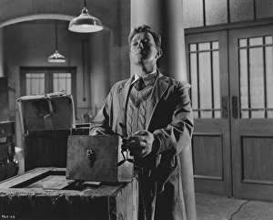 <b class=qtipBold><figcaption>The Man In The White Suit</figcaption></b><br><br><em>© Copyright © Studiocanal Films Ltd</em> The Man In The White Suit