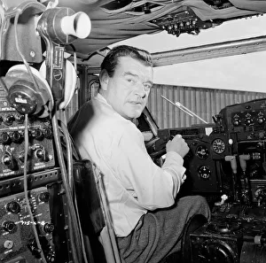 mns1957 bw neg pub 008