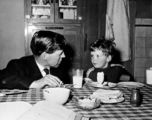 mns1957 bw neg pub 020