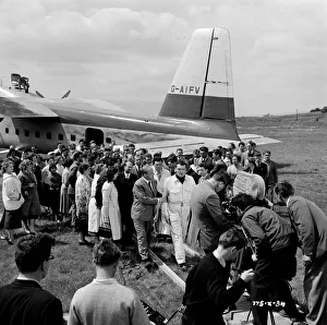 mns1957 bw neg pub 033