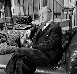 Sitting Prints: Naunton Wayne
