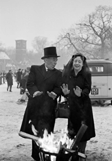 A pause on the set of Billy Liar (1963)