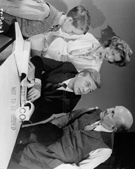 <b class=qtipBold><figcaption>Peeping Tom</figcaption></b><br><br><em>© Copyright © Studiocanal Films Ltd</em> Peeping Tom
