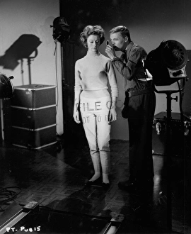 <b class=qtipBold><figcaption>Peeping Tom</figcaption></b><br><br><em>© Copyright © Studiocanal Films Ltd</em> Peeping Tom