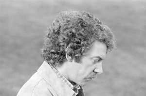 Head And Shoulders Prints: A pensive Donald Sutherland on the set of Don t Look Now