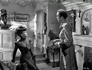 Negs Collection: A production still image from Kind Hearts And Coronets (1949)