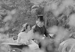 <b class=qtipBold><figcaption>The Railway Children</figcaption></b><br><br><em>© Copyright © Studiocanal Films Ltd</em> The Railway Children