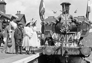 <b class=qtipBold><figcaption>The Railway Children</figcaption></b><br><br><em>© Copyright © Studiocanal Films Ltd</em> The Railway Children