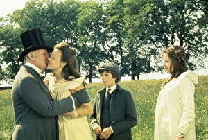<b class=qtipBold><figcaption>The Railway Children</figcaption></b><br><br><em>© Copyright © Studiocanal Films Ltd</em> The Railway Children