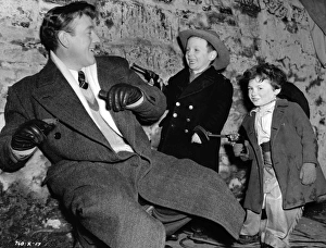 A behind the scenes image from the filming of The Man In The White Suit (1951) A behind the scenes image from the filming of The Man In The White Suit (1951)
