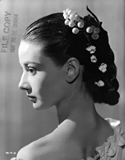 Young Audrey Hepburn Collection: sep1951 bw pri 119