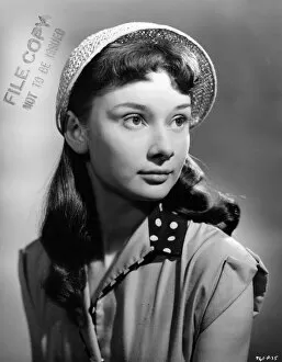 Young Audrey Hepburn Collection: sep1951 bw pri 123