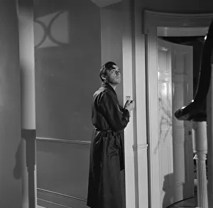 ser1963 bw neg 245