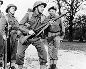 CARRY ON SERGEANT (1958) Collection: Sergeant Grimshawe shouts at Charlie Sage