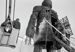 Behind The Scenes Collection: Setting fire to the Wicker Man