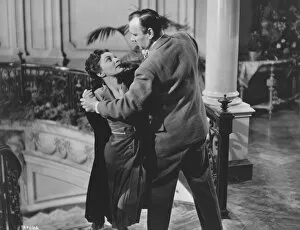 Images Dated 4th November 2015: Sonia Dresdel and Ralph Richardson in The Fallen Idol (1948)