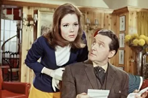 Images Dated 18th April 2018: Steed and Mrs Peel in Steeds flat