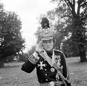 Tom Courtenay on the set of Billy Liar (1963)