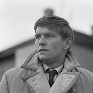 Tom Courtenay on the set of Billy Liar (1963)