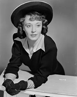 wen1942 bw neg por 022