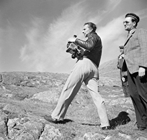 <b class=qtipBold><figcaption>Whisky Galore</figcaption></b><br>whi_bw_neg_ 01<br><em>© Copyright © Studiocanal Films Ltd</em> Whisky Galore