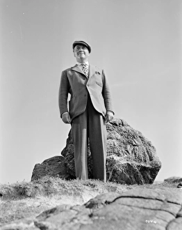 <b class=qtipBold><figcaption>Whisky Galore</figcaption></b><br>whi_bw_neg_ 00<br><em>© Copyright © Studiocanal Films Ltd</em> Whisky Galore