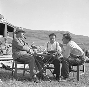 <b class=qtipBold><figcaption>Whisky Galore</figcaption></b><br>whi_bw_neg_ 06<br><em>© Copyright © Studiocanal Films Ltd</em> Whisky Galore