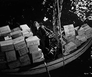 <b class=qtipBold><figcaption>Whisky Galore</figcaption></b><br><br><em>© Copyright © Studiocanal Films Ltd</em> Whisky Galore