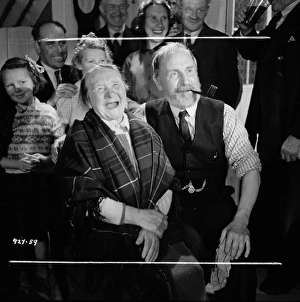 <b class=qtipBold><figcaption>Whisky Galore</figcaption></b><br><br><em>© Copyright © Studiocanal Films Ltd</em> Whisky Galore