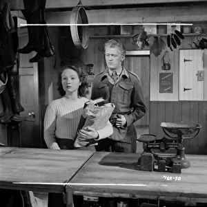 <b class=qtipBold><figcaption>Whisky Galore</figcaption></b><br><br><em>© Copyright © Studiocanal Films Ltd</em> Whisky Galore