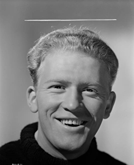 <b class=qtipBold><figcaption>Whisky Galore</figcaption></b><br>whi_bw_neg_por_ 04<br><em>© Copyright © Studiocanal Films Ltd</em> Whisky Galore