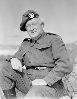 <b class=qtipBold><figcaption>Whisky Galore</figcaption></b><br>whi_bw_neg_por_ 01<br><em>© Copyright © Studiocanal Films Ltd</em> Whisky Galore