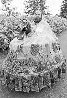 <b class=qtipBold><figcaption>The Wicker Man</figcaption></b><br>wic1973_bw_neg_ 06<br><em>© Copyright © Studiocanal Films Ltd</em> The Wicker Man