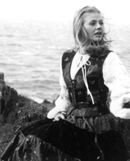 <b class=qtipBold><figcaption>The Wicker Man</figcaption></b><br><br><em>© Copyright © Studiocanal Films Ltd</em> The Wicker Man